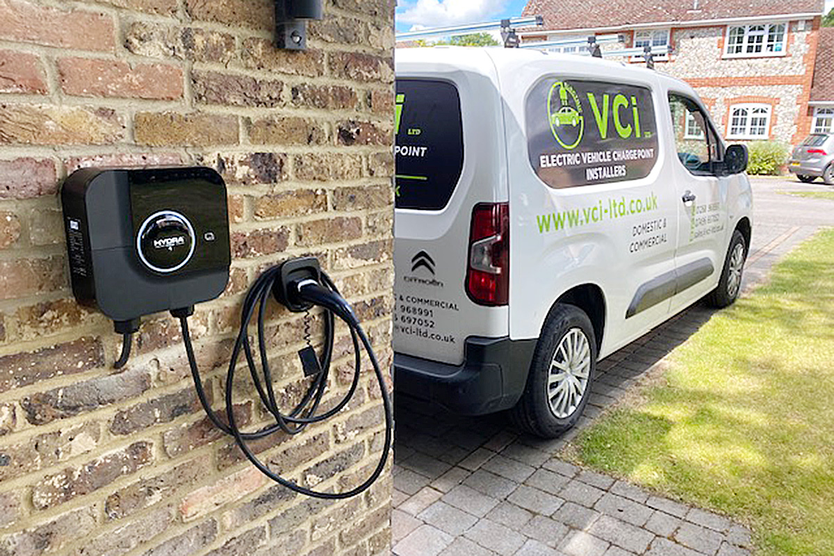 A Hydra Cubus tethered Installed on brick wall